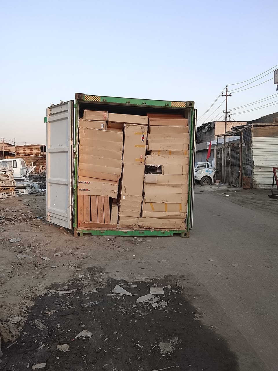 محلات ابو عادل لبيع الادوات الاحتياطيه للسيارات الكوريه بغداد كسره عطش الفرع الرابع قرب مطعم باسم ***********
