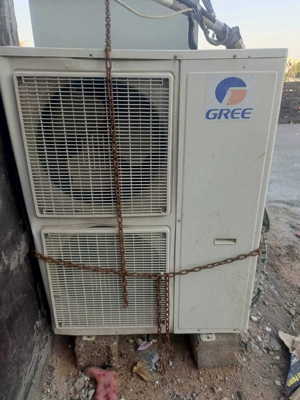 سلبت كري 3 طن بي ليك 550 حي بغداد ***********
