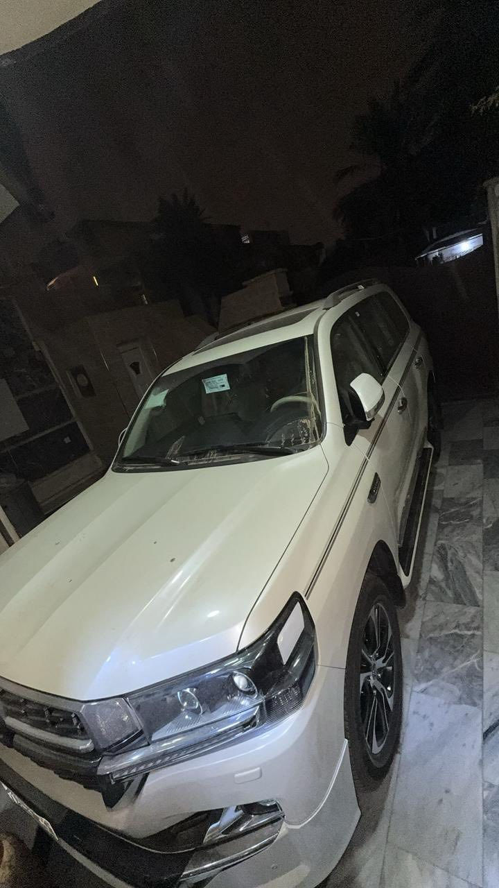 السلام عليكم موديل 2021 ساز باب اول فووووول واحد على واحد  شاشات بلادي بيها إصبعين بارد بلجاملغ الخلفي كلش ممبين كفاله عامه ماشبه 48 الف السياره جديده بمعنى الكلمه وأحلى من الصور مكاني بغداد حي القاهره  ***********
