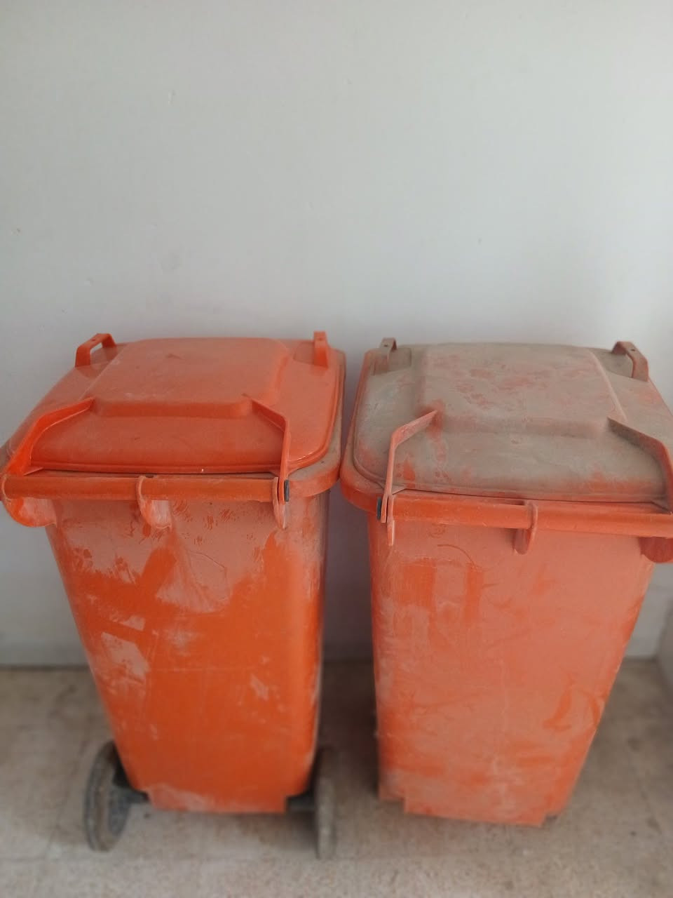 دوو سەتڵی خۆڵ بۆ فرۆشتن لەسلیمانی شکاویان نیە بیعەیبن تەنها دانیکیان تایەکانی نەماوە


**إذا كنت صاحب هذا الإعلان وتريد حذفه لأي سبب، رجاءا أرسل رسالة إلى الدعم الفني**