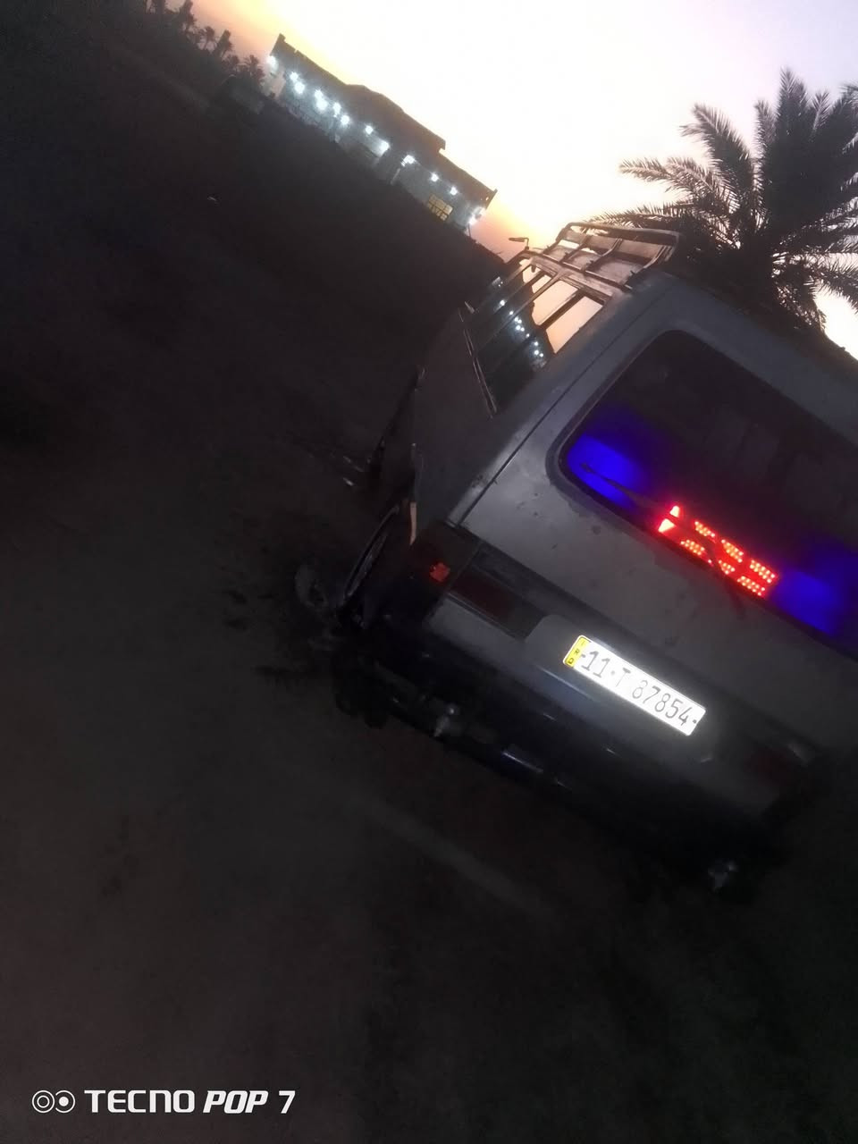 سلام عليكم كيه بسته موديل 93 رقم بغداد نكليزي تحويل مباشر كير محرك اكسل تايرات  كهربايات صدر أمامي خلفي سيبايه كشنات بلاد بس دوشمه بصيطه *********** السعر 35 وبيها مجال
