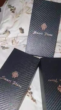 هذني ٦ تليفونات صيني مال امزون كلهن ب ٧٥ الف بلاش والله الي يريدهن يتو...