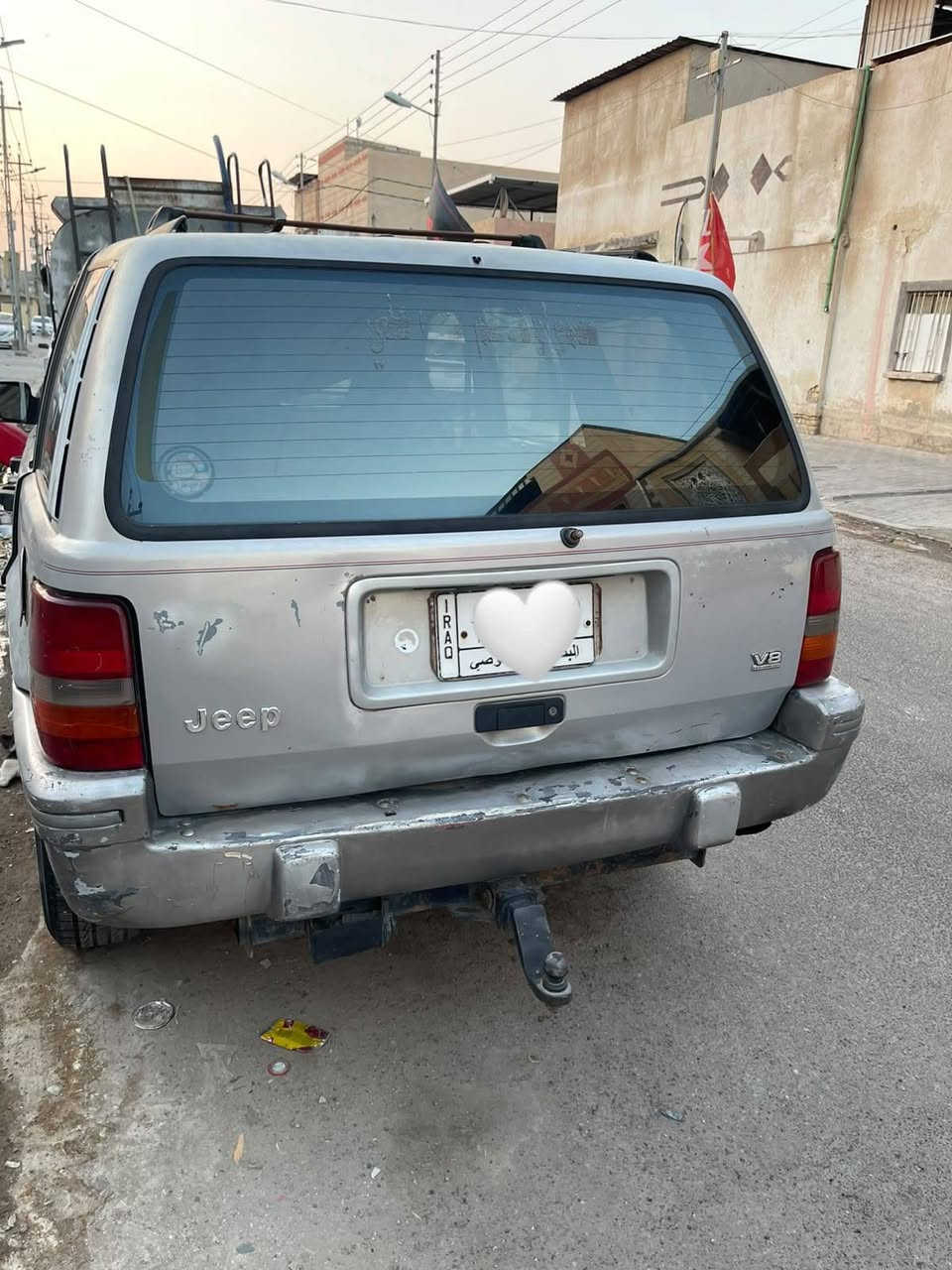 جيب شيروكي٩٣ السنويه منتهيه كير ومحرك بطه٣٠٠٠ راعيه موجود قريب عليه مكاني البصرة السعر ٣٥ وبيهه مجال للاستفسار ***********
