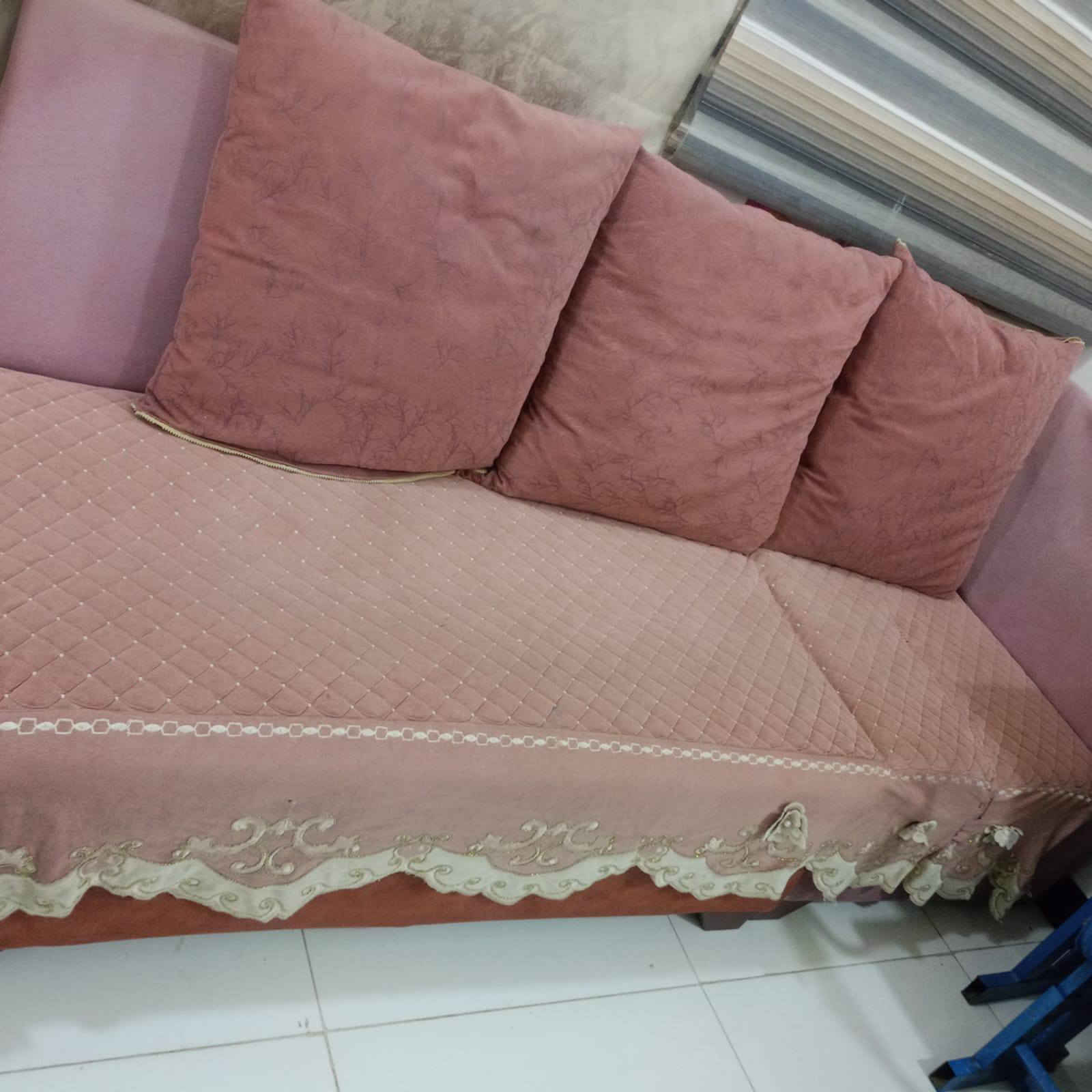 ديوان ٣ مقاعد مع كوشاته ب٥٠ 
رحله دراسيه ام النفر ب١٥ 
جرارات ب٧ 
المكان النجف قرب جامعة الكفيل


**إذا كنت صاحب هذا الإعلان وتريد حذفه لأي سبب، رجاءا أرسل رسالة إلى الدعم الفني**