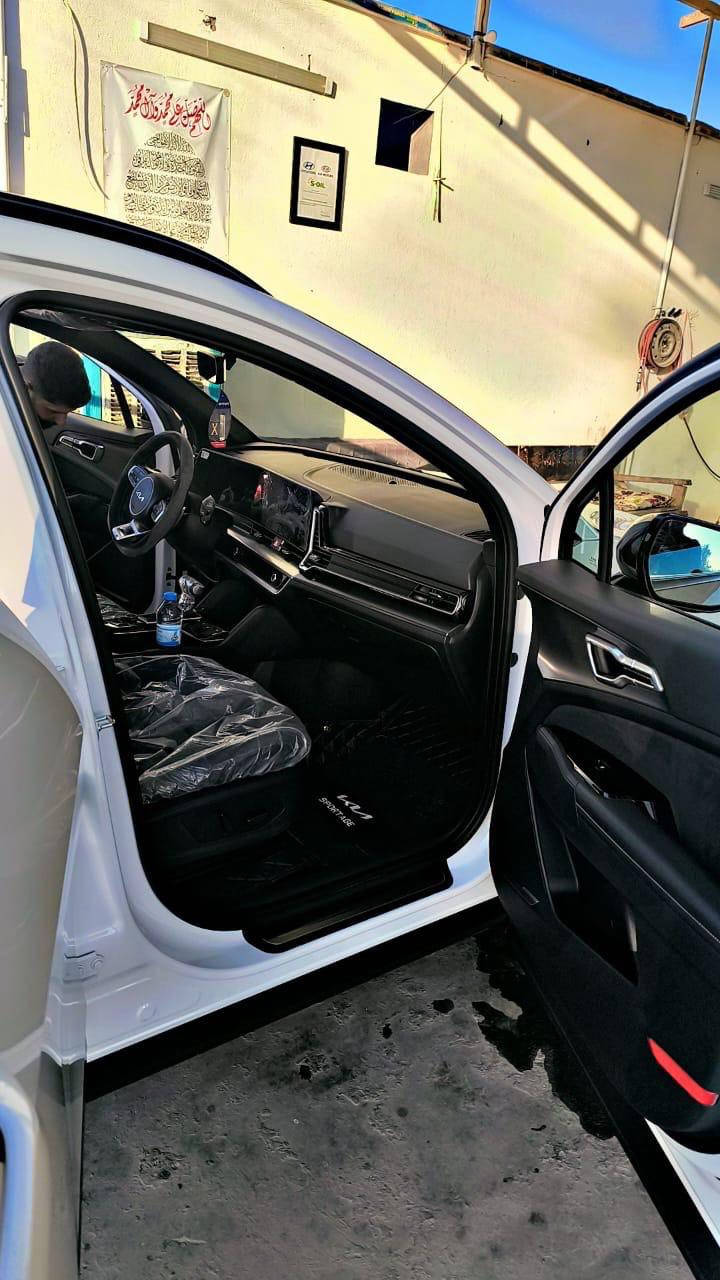السلام عليكم للبيع كياا سبورتج 2024 جيتي لاين فوول مواصفات السياره مكفوله فقط شخط بدعاميه ورصعه بالباب فقطط  السياره ماشيه 35الف حقيقي (السعر 250 )وبيه مجال بسيط  فقط متواجد ع الرقم   العنوان بغداد حي الجهاد ***********
