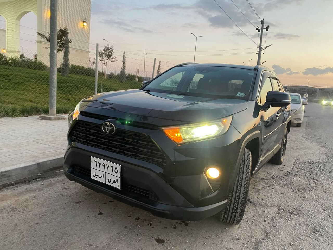 سيارة راف فور XLE امريكي موديل ٢٠٢٠
ماشي ٩٥٠٠٠￼ 

فول مواصفات مع سلايد 

نص باب سائق چاملغ ورا سائق صبغ 

ايرباك سليمة 

سنوية جديدة حتى ٢٠٣١ 

هزة جديدة 

سيرفس جديد كامل 

تحويل مباشر ( مكان اربيل ) 

سعر ٢١٥ 

0750 832 5843
