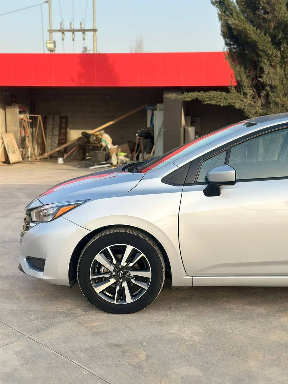 نیسان فێرسا 2025 SV 
نرخی تەنها 110 گەڵا 
*********** vaibar watsap 
موسەفات تۆماتیک بەسمەو راداری پێش دواوە تەنیشتەکانی 
بۆنیت و جەمەلەخ بۆیاخ 
25 هەزار رۆیشتوە کەنەدیە رەقەم شانسی نادا 
کاتی نەشکاوە سێ مانگی لەگەڵە 
نرخی تەنها 110 گەڵا 
*********** رانية, السليمانية
