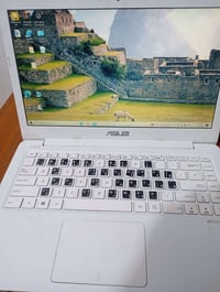 حاسبة • للبيع • لابتوب