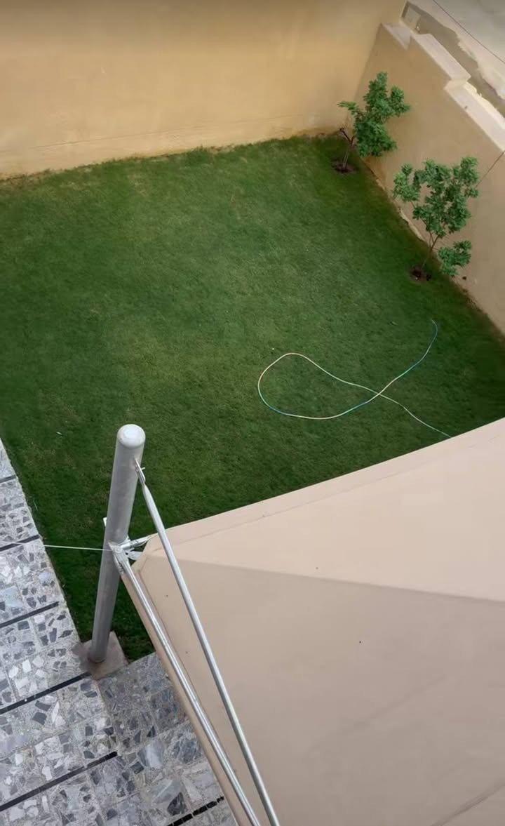 اللي عنده حديقة يريد يعدلها
او حديقة قديمة يريد ينظفها . او يريد يزرعها 
يتصل  .  "***********"
بأنسب أنسب الأسعار.  سعر خيالي اكثر مما تتخيل 
اتصل و وين ما تكون اجيك . 
واللي يريد احفر له سواجي هم عادي يتصل ويتدلل .
 
((عرض عرض عرض . لأول 5 أشخاص اشتغللهم))
نصف السعر .
فقط اتصل او راسلني واتساب .
