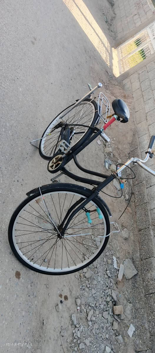 السلام عليكم
للبيع حجم 27 سعر خاص @إشارة


**إذا كنت صاحب هذا الإعلان وتريد حذفه لأي سبب، رجاءا أرسل رسالة إلى الدعم الفني**