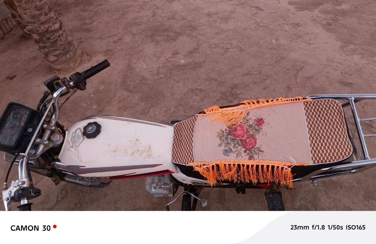 سلام عليكم دراجه سيفان موديل 2022. اوراق مكفوله كفاله عامه دراجه ماعايزه برغي السعر  375 وبيه مجال مكان السماوه  الوراكاء الاستفسار ***********
