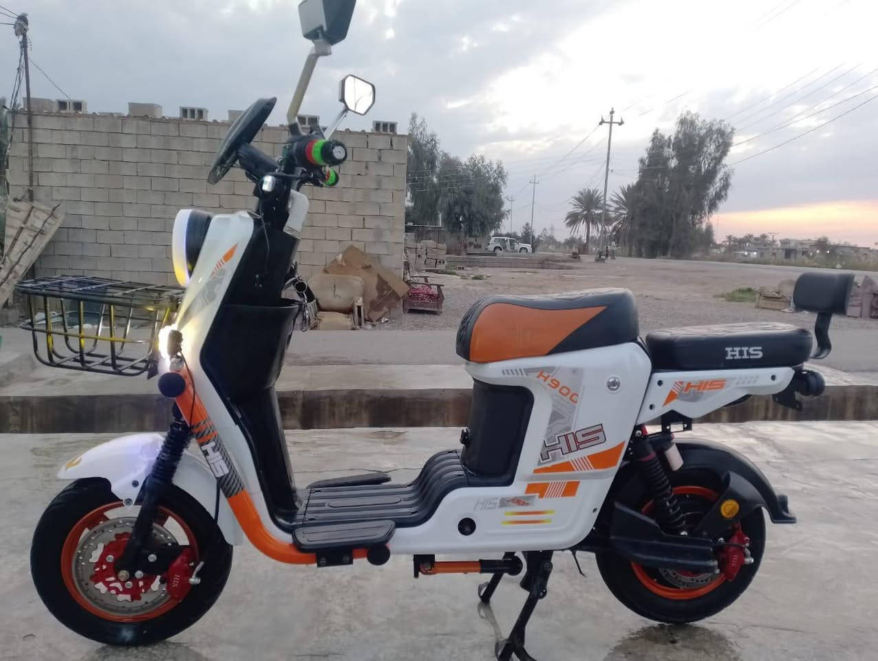 سلام عليكم شباب دراجه شحن للبيع موديل 2025 السعر 500 او بي مجال للطيبين مكاني ديالئ الخالص التحويله مامتواجد خاص او هاذه رقمي ***********
