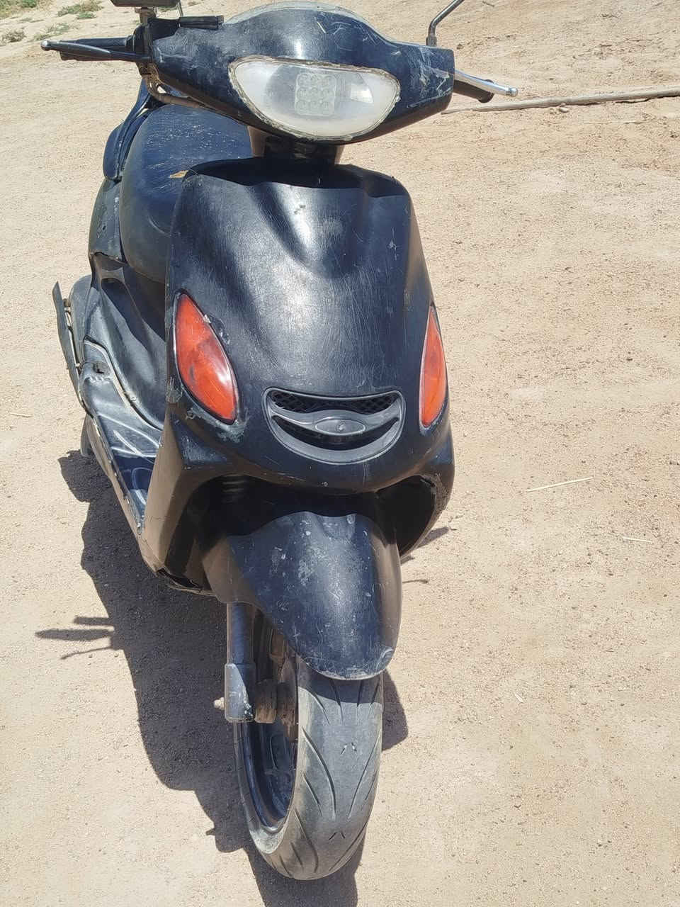 سلام عليكم دراجه اكزز دراجه نضيفه  شغاله وهندر  سعرها 250 وبيه مجال ***********
