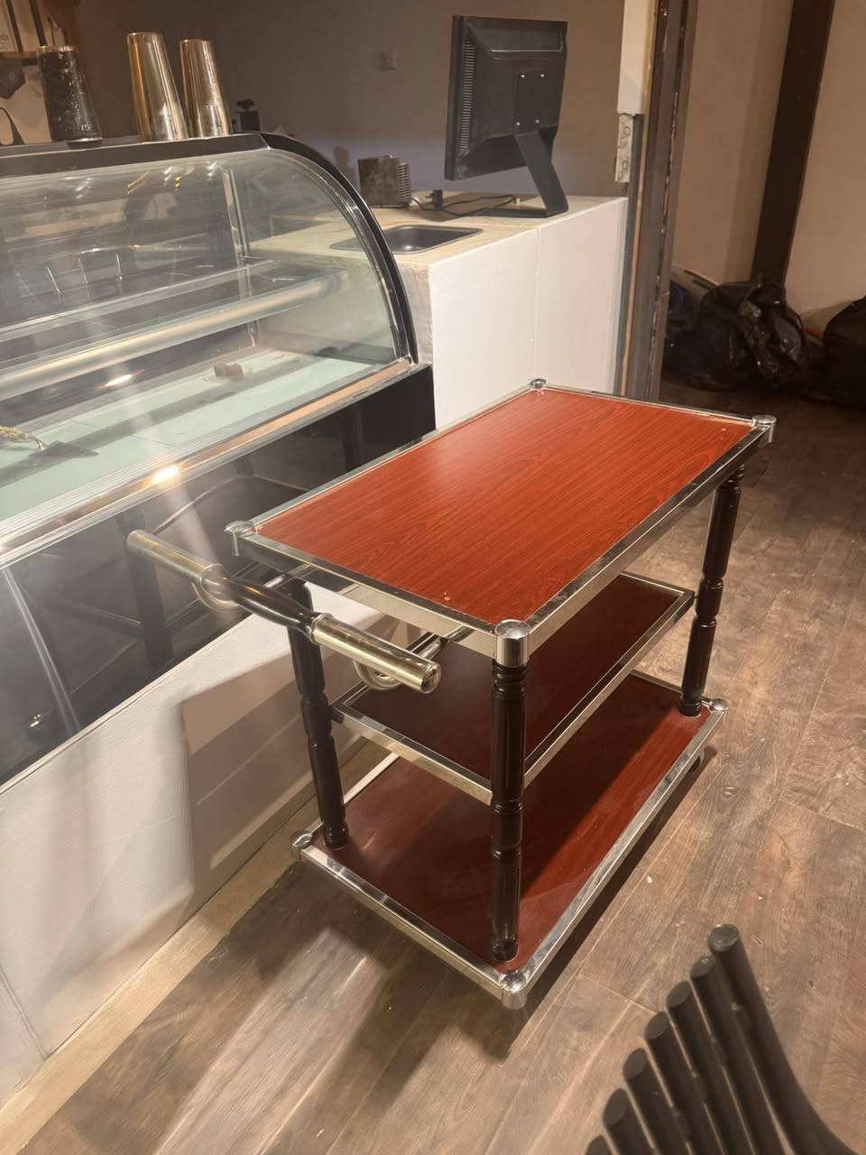 عربانة تقديم
١٦٥ الف

بغداد المنصور

***********
