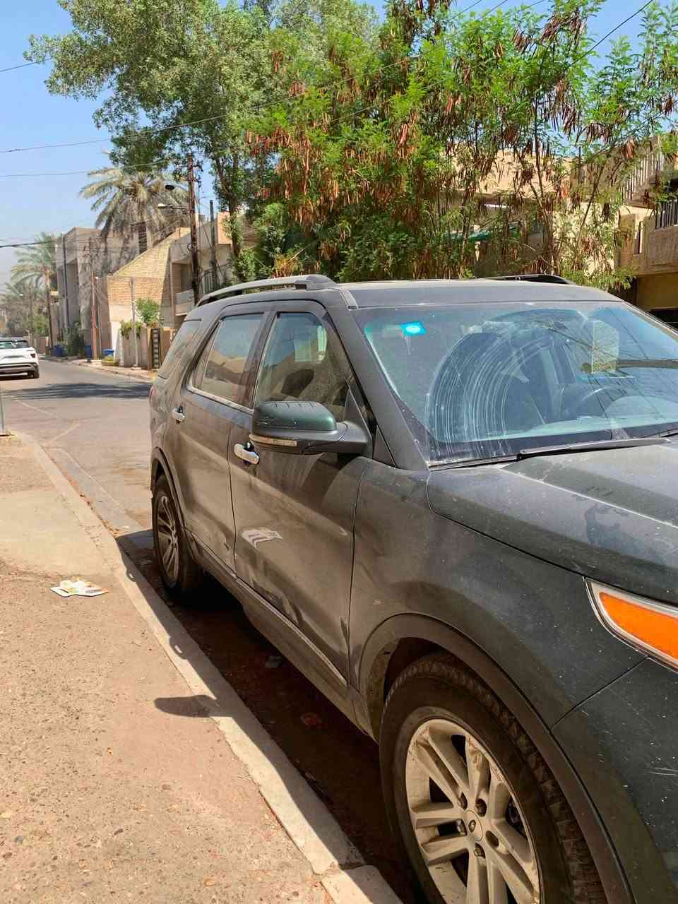 للبيع فورد اكسبلورر ٢٠١٣ xlt رقم مميز تقريبا يرادلها ترتيبات و صبغ ضررها صفحه اليمين بابين اعتقد رايدها ١١٠ ورقه وبيها مجال مكاني بغداد للاستفسار ***********
