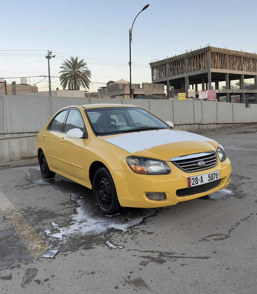 السلام عليكم سبكترا للبيع 2007 مصفره هيئه وغرامات رقم الانكليزي بأسمي سنويه ل2028 السياره جاهزه مكينه وكير وحداديه وتخم تاير كله جديد السياره مدوشمه عام حادثه فقط الجاملغ الامامي السياره مابيه نقص جاهزه مكاني حله نادر الاولى *********** السعر 74 وبيه مجال قليل
