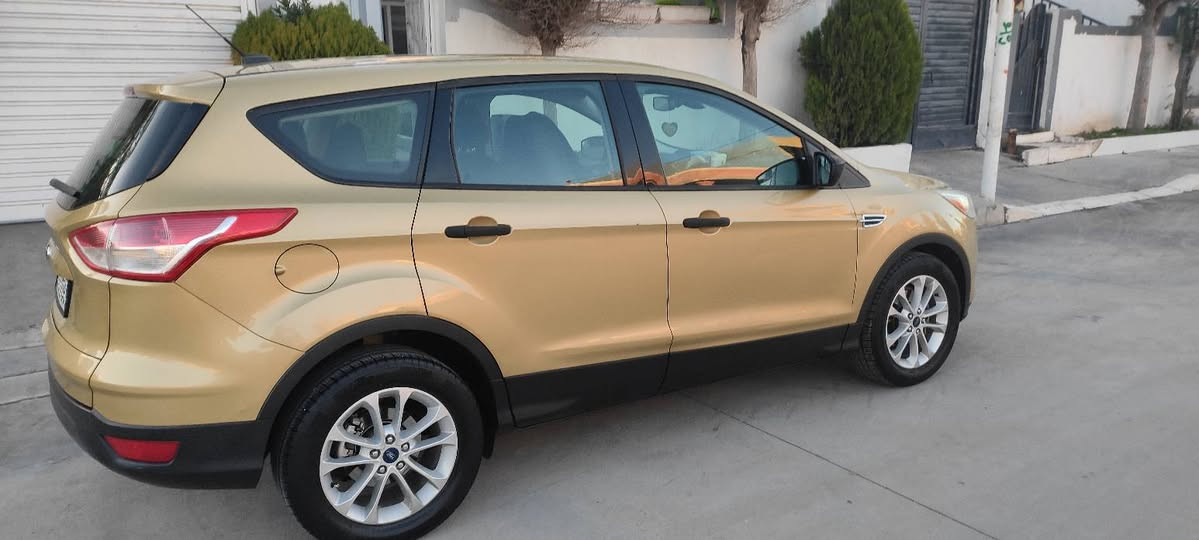 ڤۆڕت اسکیپ مودیل 2014 شەریکەی نیڤایە سفری ئیرەیە مەکینە 2.5 بێ تۆڕبۆیە  ساردو بۆیاخیشی نییە سەیارەکە زۆر تازەو جوان ماوەتەوە بە ناوی خۆمەوەیە ڕەقەم وسەنەوی تازەیە گیڕو مەکینەی بەشەرت نەکراوەتەوە 
سیعری / 105$ معامەلەیە برایانە *********** السليمانية, العراق
