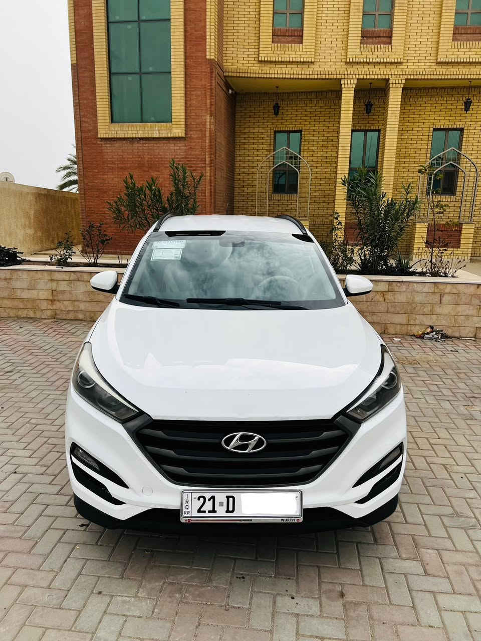 السلام عليكم…للبيع فقط
-توسان 2016 وارد امريكي SE
-عداد 120 الف مايل
-لون الداخل بيجي
-كاميرا خلفية/تحكم ستيرن
-محرك 4 سلندر جديد
-تخم تاير جديد
-صدر امامي خلفي جاهز
-رقم دولي و هزة جديد تحويل مباشر
-3 قطع صبغ 
السيارة من فضل الله نظيفة جداً و جاهزة بالخير ع الياخذها

-الـسعـر 135 و بيها مجال 

📍صـلاح الـدين/بـلـد/الـضـلوعية
للتـواصل
***********
***********
