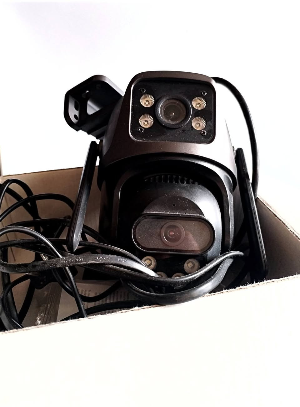 السلام عليكم
للبيع
1.كامره خارجيه
2.مسدس فاره وبطل
3.ستاند موبايل شحن لاسلكي
4.ستاند عادي عدد ٢ كل واحد شكل
5. هدفون بلتوث شكل قلاده
نزل صوره القطعه بل التعليقات يجيك السعر

***********
