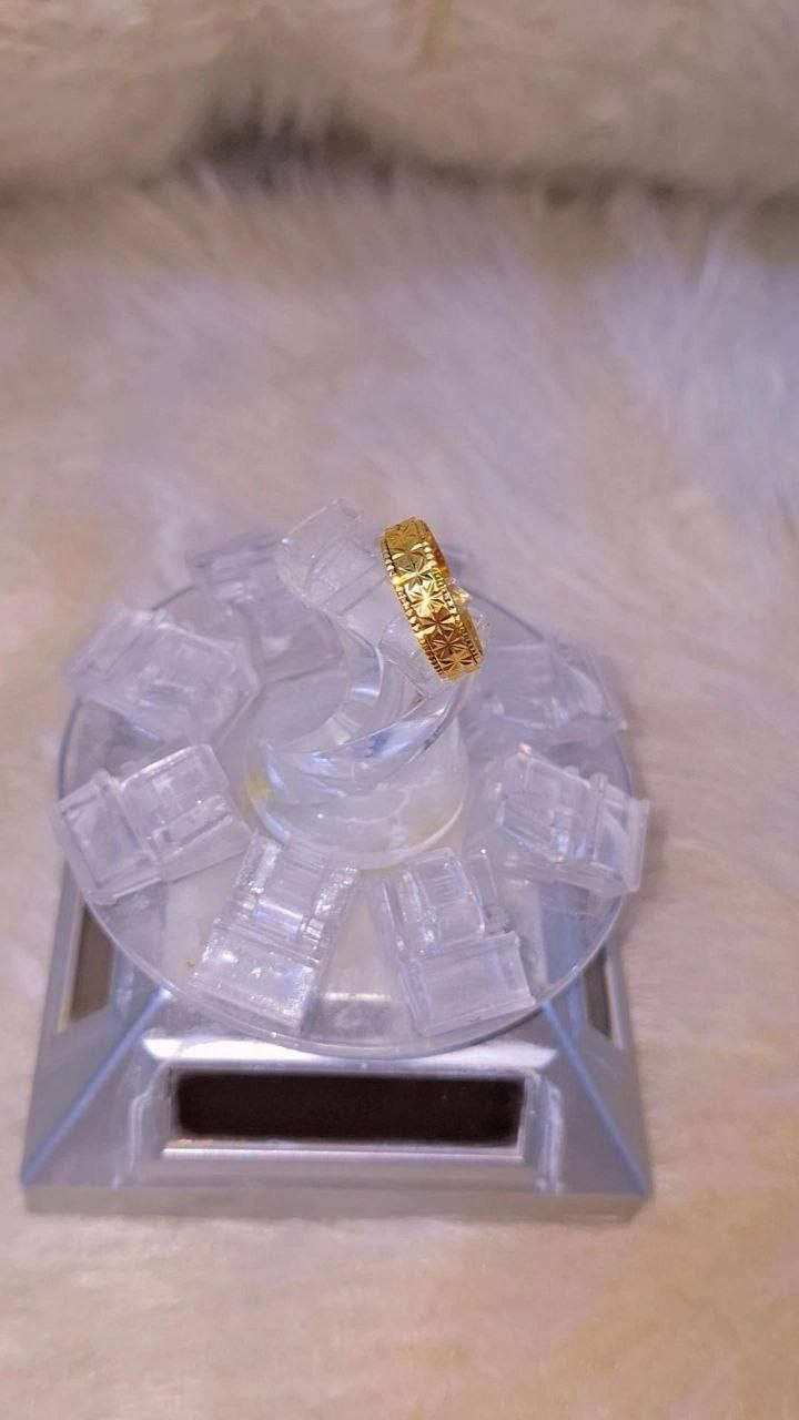 حلقة ماليزي بطلاء ثابت 
نقش اسباني 
السعر(الف ونص)


**إذا كنت صاحب هذا الإعلان وتريد حذفه لأي سبب، رجاءا أرسل رسالة إلى الدعم الفني**