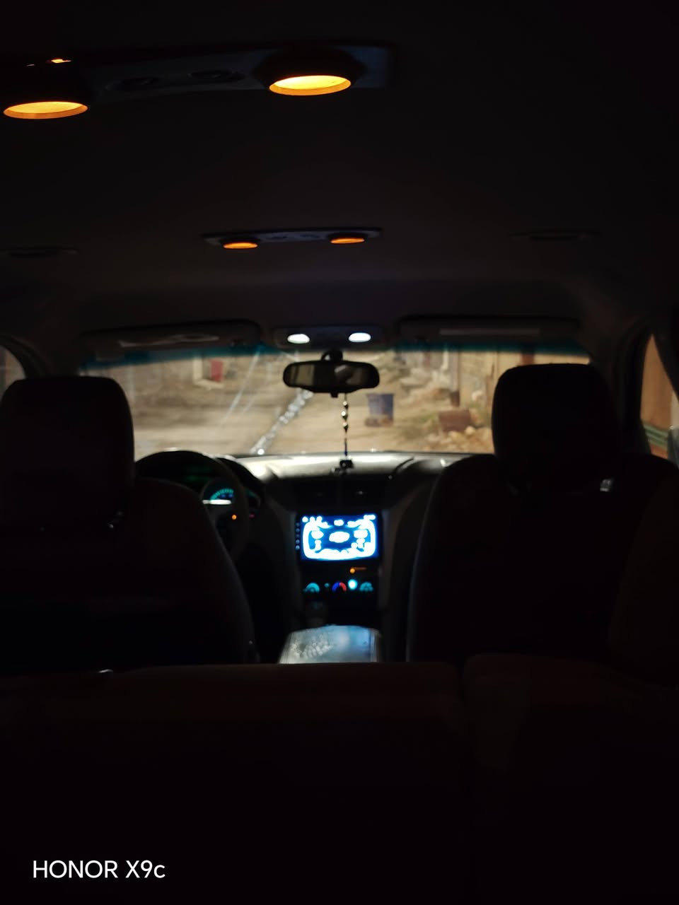 ✨من رخصة الادمن المحترم
✨شوفرليت ترافس 2009
✨رقم بغداد دولي سنوية جديدة باسمي 
✨تحويل ثاني يوم 
✨كير + محرك 3600✈️✈️ جدد جاهزات
✨حداديه من الدعاميه لدعاميه ستوني 
✨مجهزه + تايرات جدد + باتري امس شديته
✨تحكمات سترين مثبت سرعة + شاشة  
✨4سماعات مضخم + سنتر  
✨تدفئه + تبريد قطعتين +منضومه مال تبريد 
✨جديد
✨داخل رصاصي مطعم بيجي 
#ملاحظة: السياره بيه ضربه بل جاملغ الخلفي 
✨مو قويه كلش ابيع حزام...  السعر مناسب 
✨جداً اتصل وبيك خير ودلل 
📍: الدوانية قضاء الشامية ناحية الصلاحية  
✨  سيد مهدي الغرابي ***********
