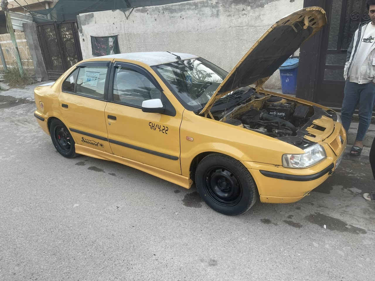 السلام عليكم سمند موديل 2012 سياره حلوه تخم تاير جديد باتري جديد صدر جديد كير ومكينه تبريد شغال رقم انكليزي سنويه لغايت 2027 تحويل مباشر اتصال ع الرقم ***********المكان البياع تقاطع درويش السعر 40وبيها  مجال
