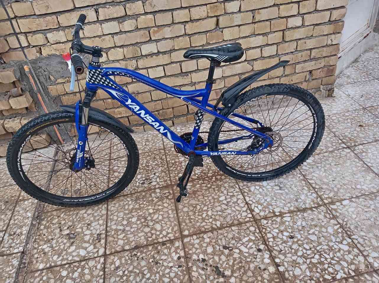 السلام عليكم بايسكل جبلي ياباني ابو الدبل كامل ما بي نقص السعر 60 و بي مجال مكاني بغداد الشعب
*********** متواجد واتساب
