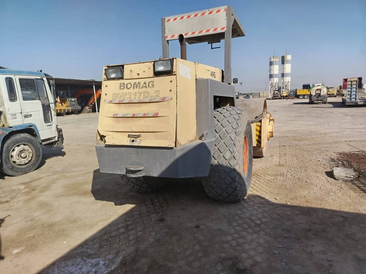 السلام عليكم حادله بوماك البيع ***********
