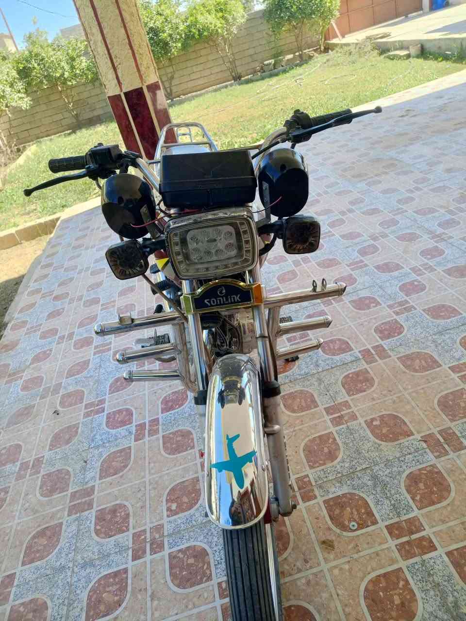 البيع كلشي ما بيه كامله مكمله بس تشغل وتمشي ما عايزه سلف شغال شايرّ شاغله موديل 2023 مكان الدراجة مكيشيفه السعر 425 بي مجال للشراي ***********
