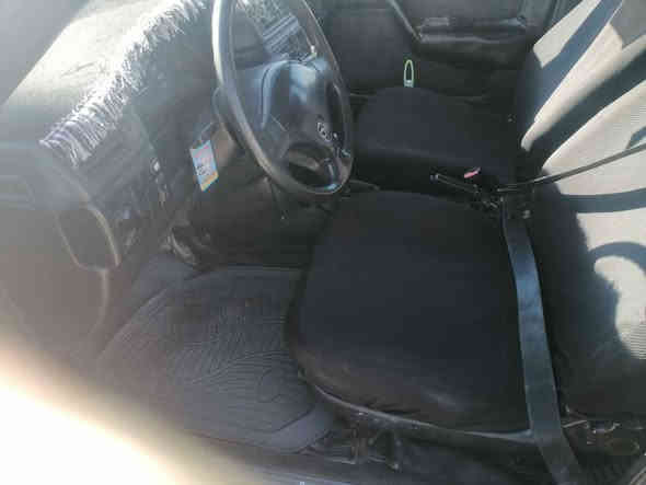 موديل ٩٠ رقم دهوك 
شرط التحويل او وكاله 

جوم كدام توماتيك
لون ماروني 
سياره فقط صبغ جمالية وداخل صندوك مصلح أثر خيسان
باقي شرط مابيها أي ضرر  
تواير نص عمر  باتري جديد ايرفلو كبس شرط
السعر ٤٠ بيها مجال
غرامه ٤٨٠الف تنزل من سعر
مكان سياره دهوك زمار
وتساب *********** دهوك
