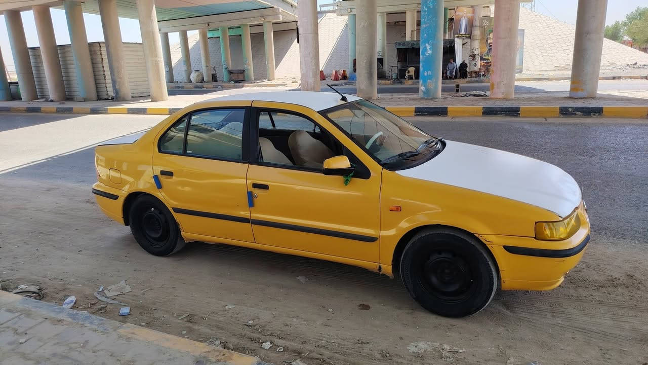 السلام عليكم
سمند للبيع موديل ٢٠١٢ حداديه جديده مكينه وكير مكفولات رقم واسط مكان السياره ديوانيه (***********)
