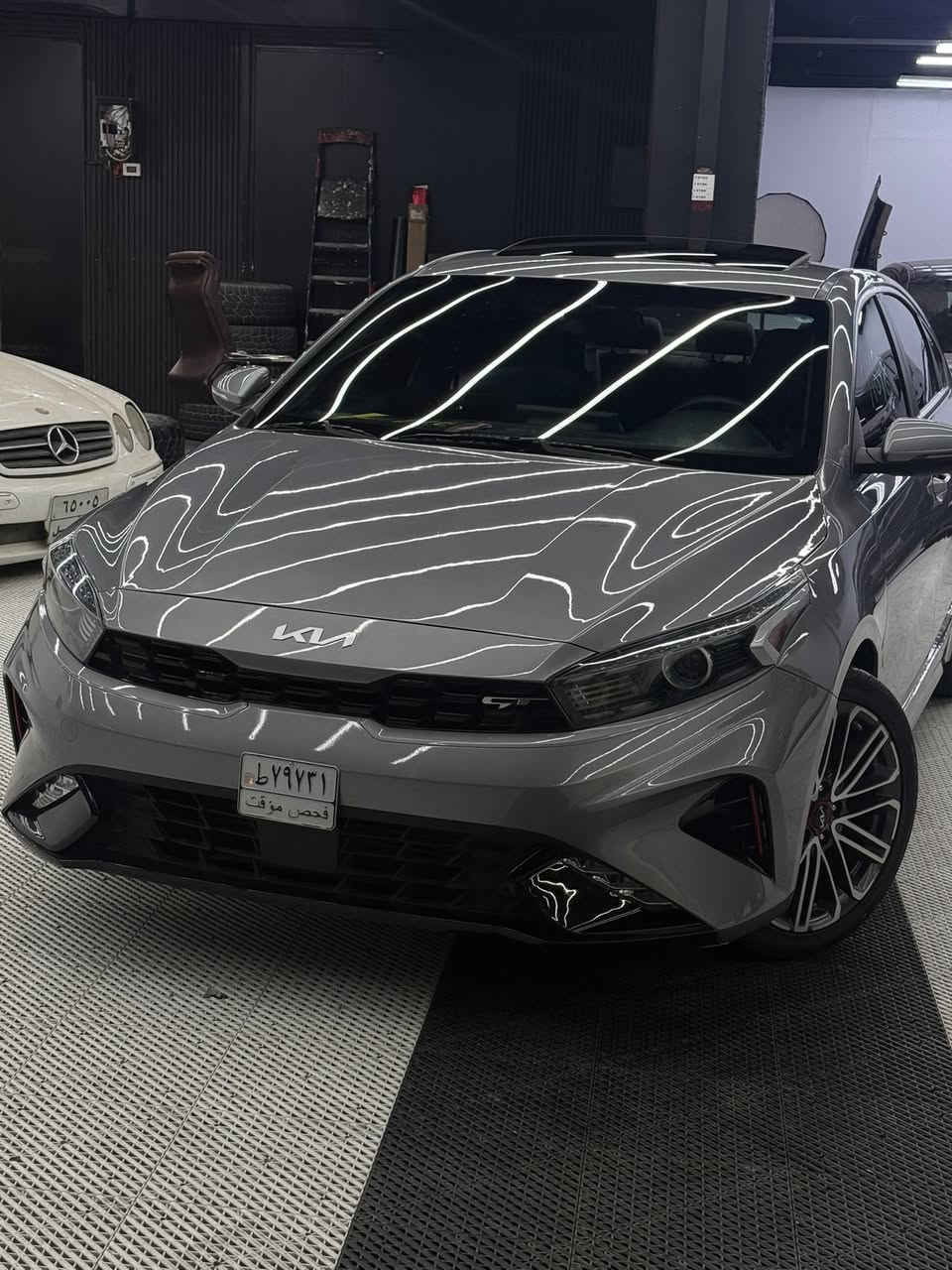 سلام عليكم فورتي جيتي مديل ٢٠٢٤
محرك ١٦٠٠ تيربو 🔥
فول مواصفات ١/١
فتحه
كشنات جلد كامل 
تحكمات كشنات كهرباء 
 هند بريك بصمه
ردار امامي
رادار خلفي 
رادار جانبي 
كامره خلفي مع حساسات تنبيه
اشاير مري 
سياقه ذاتيه
مثبت سرعه 
بصمه تشغيل
بصمه ابواب 
تشغيل عن بعد 

حادثهه بنيد فقط وبيهه طخات بسيطه ومصلحات عل كدهن نفس القطع 

السعر ١٤٨ وبيهه مجال مكان السياره بغداد 

***********
