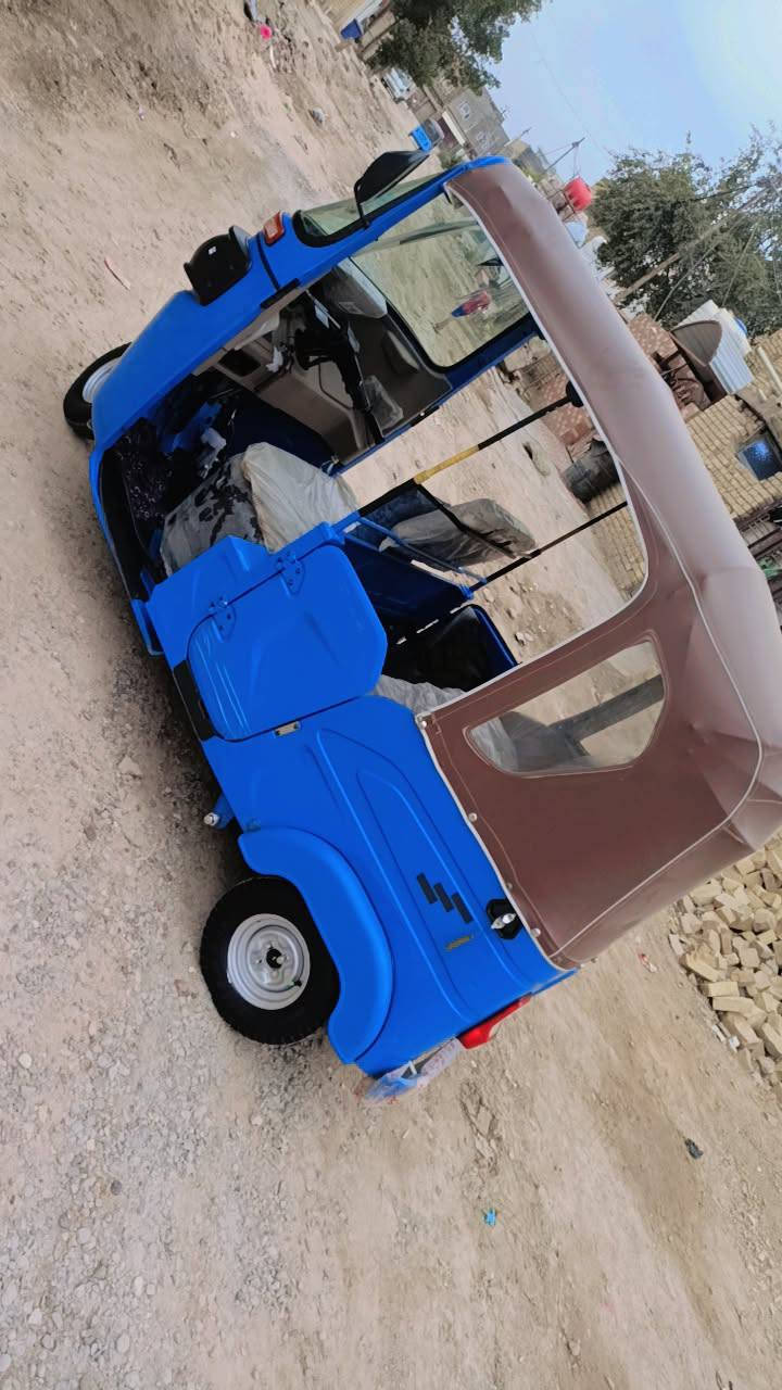 سلام عليكم تكتك البيع موديل 22بشهر 7التكتك اوراق صادق وخالد التكتك كفاله عامه وخير من الله تاير جبلي تخم لايت زنون البدي ما معمر علا وضع الشركه لحد هسه ما بيها خياس وضع شركه التكتك احلا من الصور المكان بابل القاسم اي استفسار عل رقم ***********
