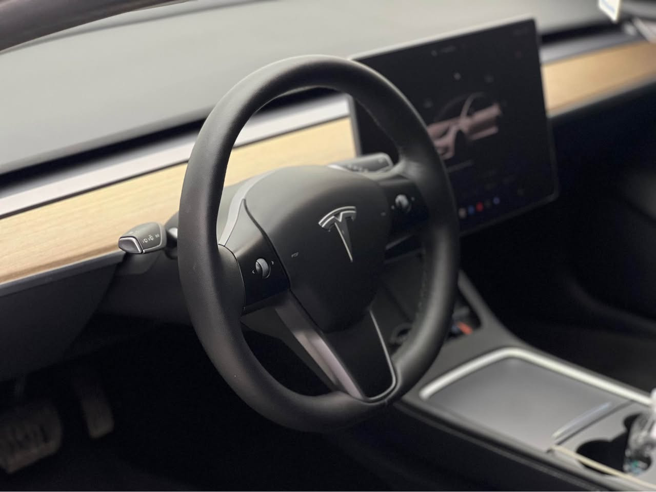 Tesla Model 3 Single motor 
تیسلا مودیل ٣ ٢٠٢٢ 

محرک کهربائي بالکاملب مدی 415 کم   
ماشية 64,000 میل و بحالة ممتازة 

 
ضرر السيارة باب سایق صبغ و باب وری السایق و جاملغ خلفي کلیر امریکا   
السیارة بدون دواخل بدون ایرباک نهائیا❌

 سیارة کلش حلوة وشبابیة مكفولة من باتري و موتور وكهربائيات….

السيارة مرقمة رقم دهوک..

ب  سعر (155$) ورقة و بيها مجال بسیط للطيبين

مكان السيارة

دهوك -معرض ارشف R-Shev
رقم51 من معارض التيرمينال 

***********
*********** دهوك, العراق
