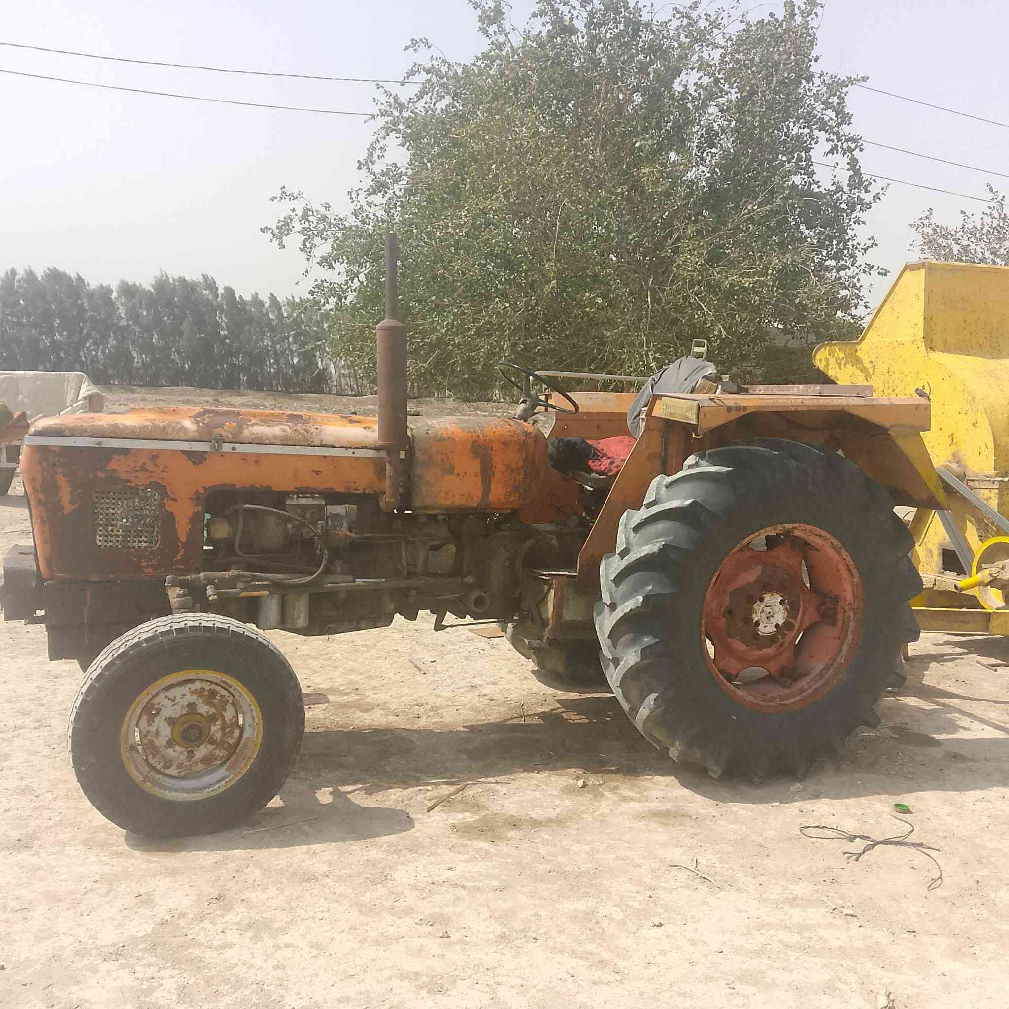 سلام عليكم مكينه عنتر معه كاروضه مكفوله رقم وسنويه مكفول من كلشي لاستفسار ع الرقم  ***********
