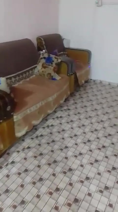 قنفات البيع السعر 150 وبيه مجال مكان القرنه بهورسعد ***********

