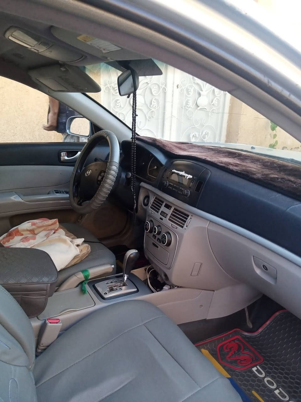 السلام عليكم سوناتا2008 بغداد انكليزي باسمي وارد امريكي حادثها جاملغ امامي بدون دواخل بيها قطع صبغ اثر جراد سيارة جاهزه و بالخير على الياخذها السعر90 وبيها مجال مكاني كوت المركز للاستفسار ***********
