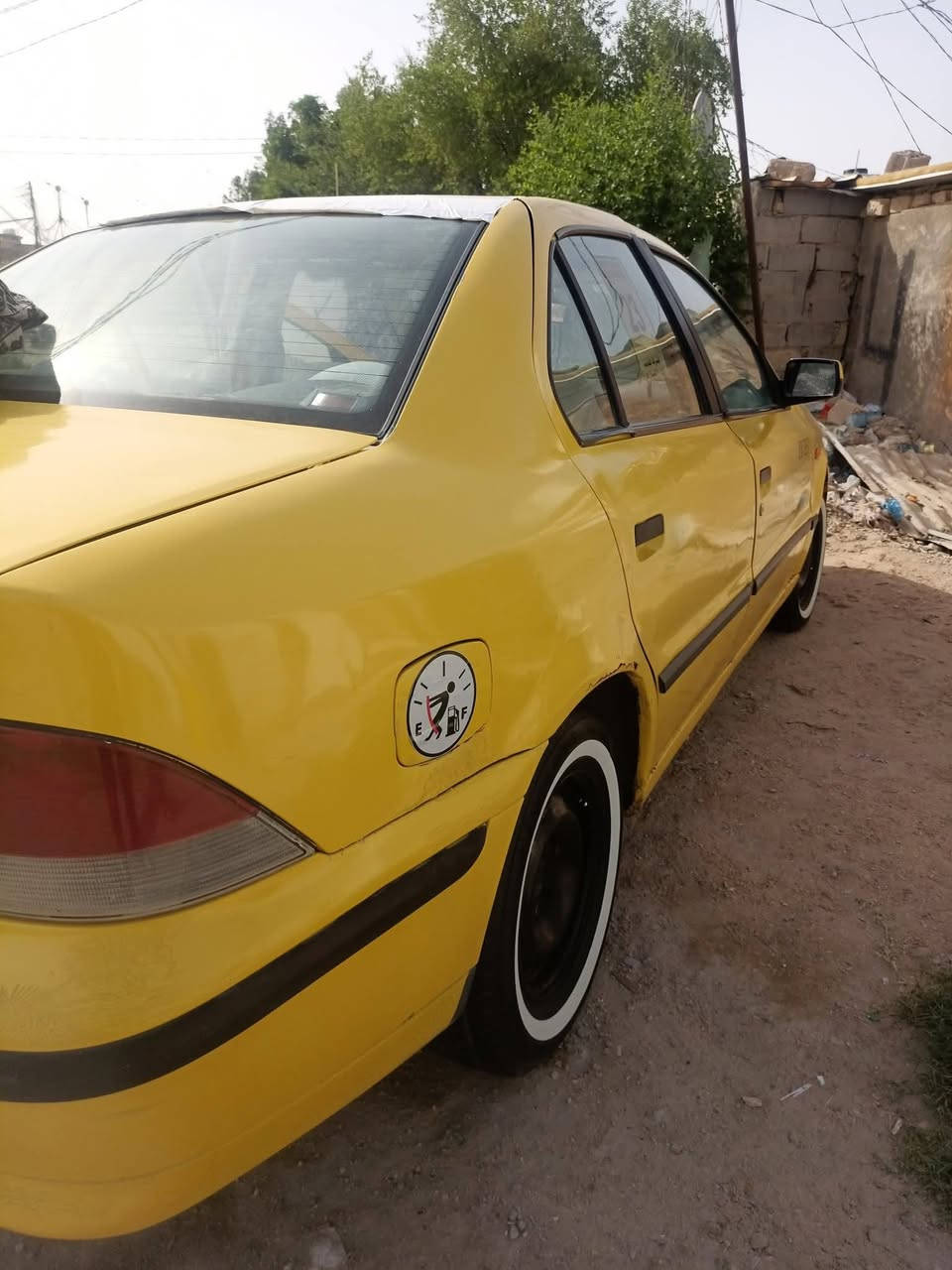 لسلام عليكم سمند موديل 9 السياره مكفوله من ضربه كير ومحرك هساكم وكور  استوني شادهن هيئه مصفره رقم بغداد -حداديه جديده مشط جديد السعر25 وبيها مجال  ***********
