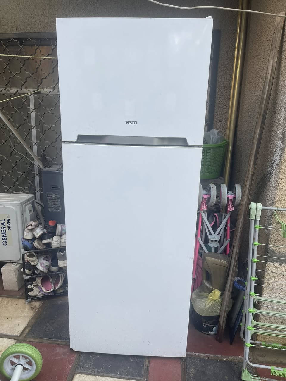 ثلاجة فستل 21 قدم
مستعمله 
فريزر خارجي


**إذا كنت صاحب هذا الإعلان وتريد حذفه لأي سبب، رجاءا أرسل رسالة إلى الدعم الفني**