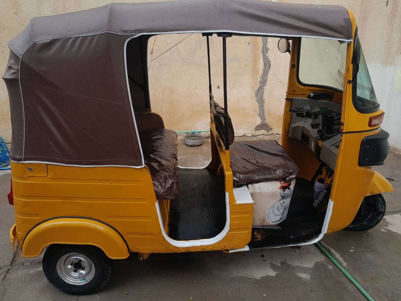 السلام عليكم تكتك للبيع 20 الشهر ٩ اوراق وكيل شاكر كشره مكفوله بس لغد كد شبرين او اقل مصبوغ ودحكات بصيطه  محرك مجفت تجفيت شركه السعر ٥٤٠٠


**إذا كنت صاحب هذا الإعلان وتريد حذفه لأي سبب، رجاءا أرسل رسالة إلى الدعم الفني**