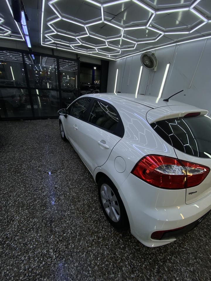 سلام عليكم كيا ريو موديل 2017 خليجي محرك 1400 دكشن عالي ماشيه 42 ألف
مكفولة كفاله عامه  من الصبغ  السعر 108$ وبيها مجال للاستفسار الاتصال على الرقم 
***********
***********
