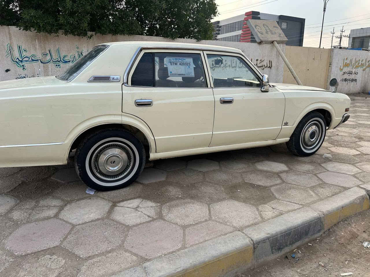 كراون رقم نينوى انكليزي سنويه ٢٩ راعيها بكربلاء تحويل مباشر ب ٥٥ وبيها مجال للطيبين تفاصيل أكثر *********** مكان السياره عماره
