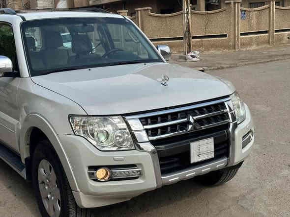 السلام عليكم باجيرو 2015 وكالة حبتور رقم بغداد بسمي
ماشية 135 الف
جديدة حتى الطسة مسويها
سيارة فول
جلد
كشنات كهرباء
الارضية والكشنات مدوشمهن اصلي وكالة
دمام خلفي
زراك لايت
لايتات زنون
شاشة كبيرة
كامرة خلفية
لد نهاري
5 ويل كب
تحكم ستيرن 3 جهات
داخل صاج
تبريد 3 قطع
سويجات وعدة على وضع الشركة
سبير خلفي منازل
محرك 6 سلندر 3500
سيارة جديدة ومابها اي نقص كير محرك وصدر على وضع الشركة بدون اي نقص
تخم تاير جديد قبل شهر مشدود
رقم بغداد بسمي  
السعر 188 قفل
بيها بارد بسيط وممبين 
مكاني بغداد البنوك
*********** بغداد
