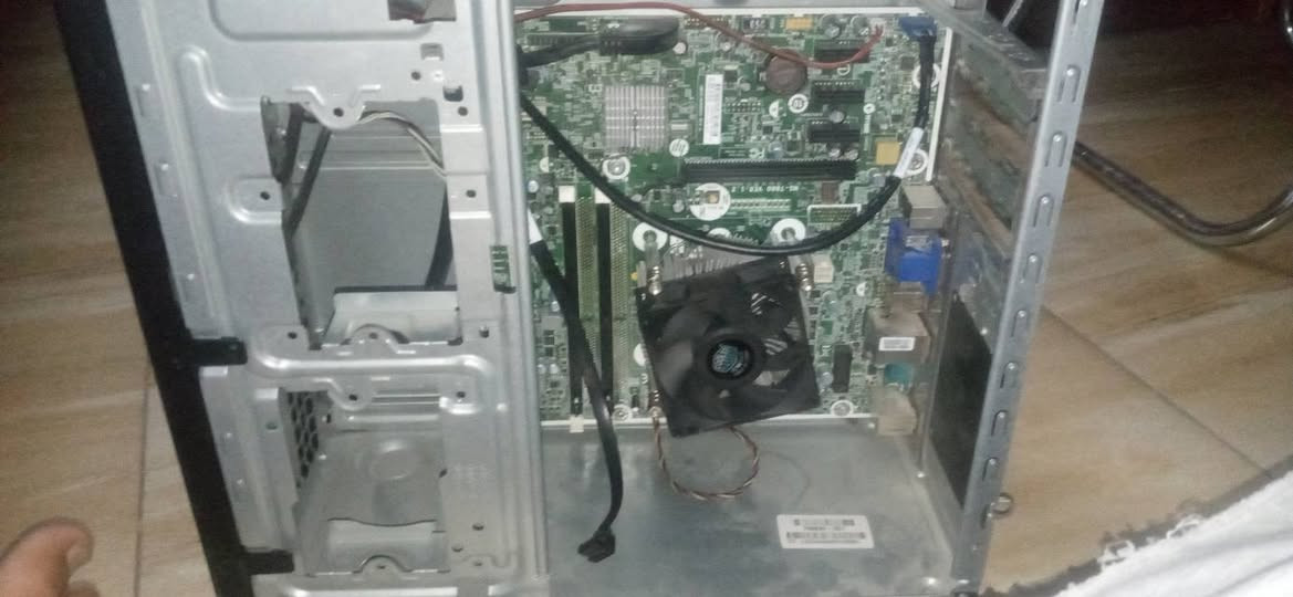 حط سعر وبالعافيه
معالج I5 4570s
بدون رام وبور وهارد


**إذا كنت صاحب هذا الإعلان وتريد حذفه لأي سبب، رجاءا أرسل رسالة إلى الدعم الفني**
