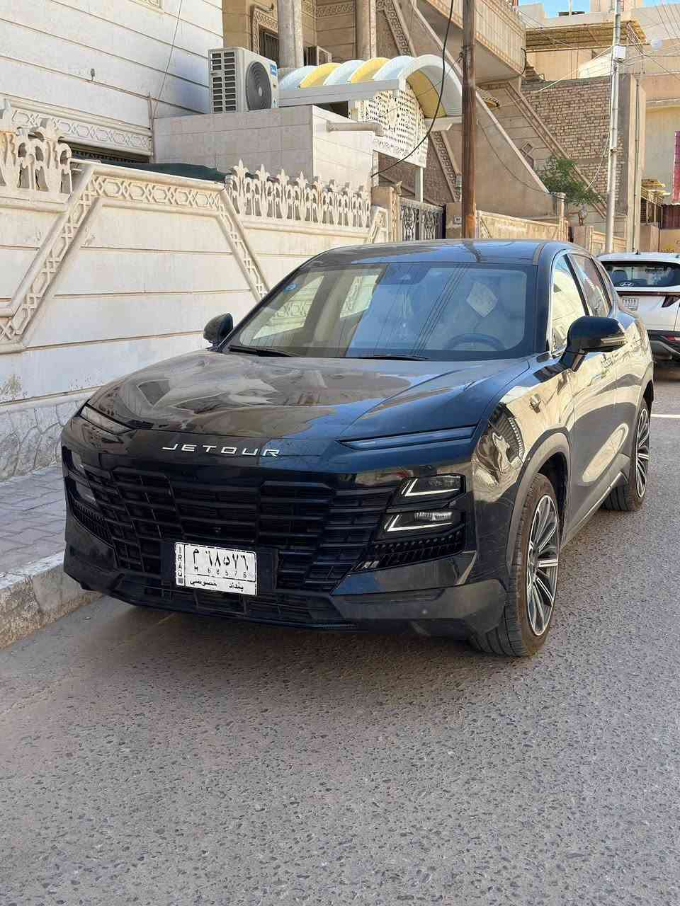 السلام عليكم للبيع فقط
جيتور داشنك لاكجري موديل ٢٠٢٤
محرك 1600 تيربو
ماشية 65 ألف كيلو

مواصفات اللاكجري المعروفة:
بانوراما، بصمة تشغيل، كامرات 360، ويل كب 19، إنارة محيطية، أوامر صوتية، كشنات جلد مع تدفئة وتبريد.

السيارة على إيدي من الزيرو، استعمال شخصي ونظيف جداً، ماكو لعب ولا تعب.
سعرها 151 ورقة، ولحد يكلي الزيرو بـ 24 لأن ذيج بدون مواصفات اللاكجري.

اقرا ورقة الفحص  وتعرف شبيها ما بيها السيارة ، والسيارة تحتاج صيانة بالشركة فقط لا غير.
الموقع: البصرة – الجزائر

للاتصال:
***********
