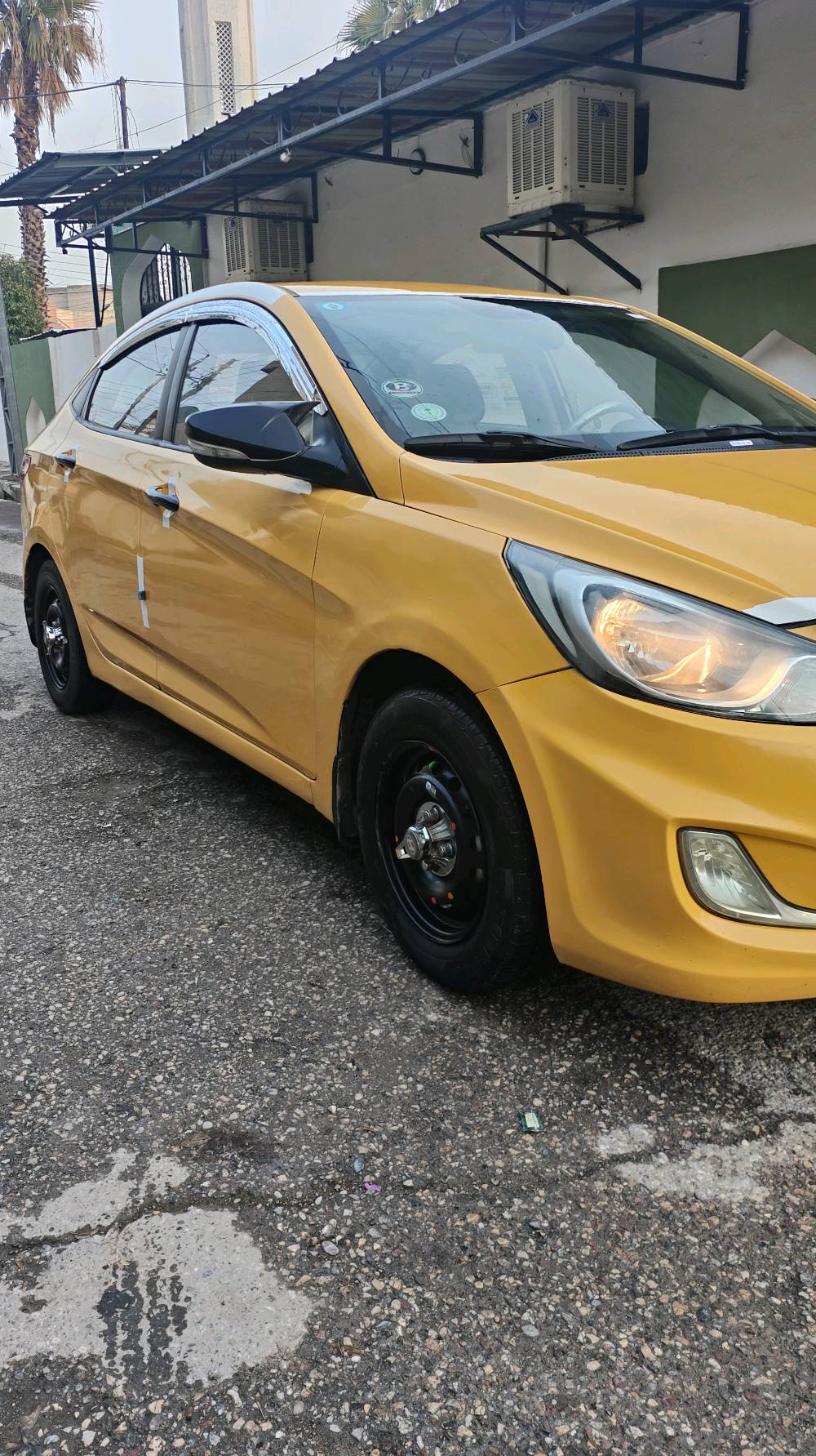 خليجي ٢٠١٥ محرك ١٤ دوش 
كير اوتو 
شرط المكينه والمحرك
 بالباكيت 
بدون حادث نهائياً
مواصفات 
نضام ايكو منع هدر الوقود
تحكمات ستيرن 
عليها سستم صوت حلو
مابيها غرامات 
بيها هيئة ٤٠ الف عليه