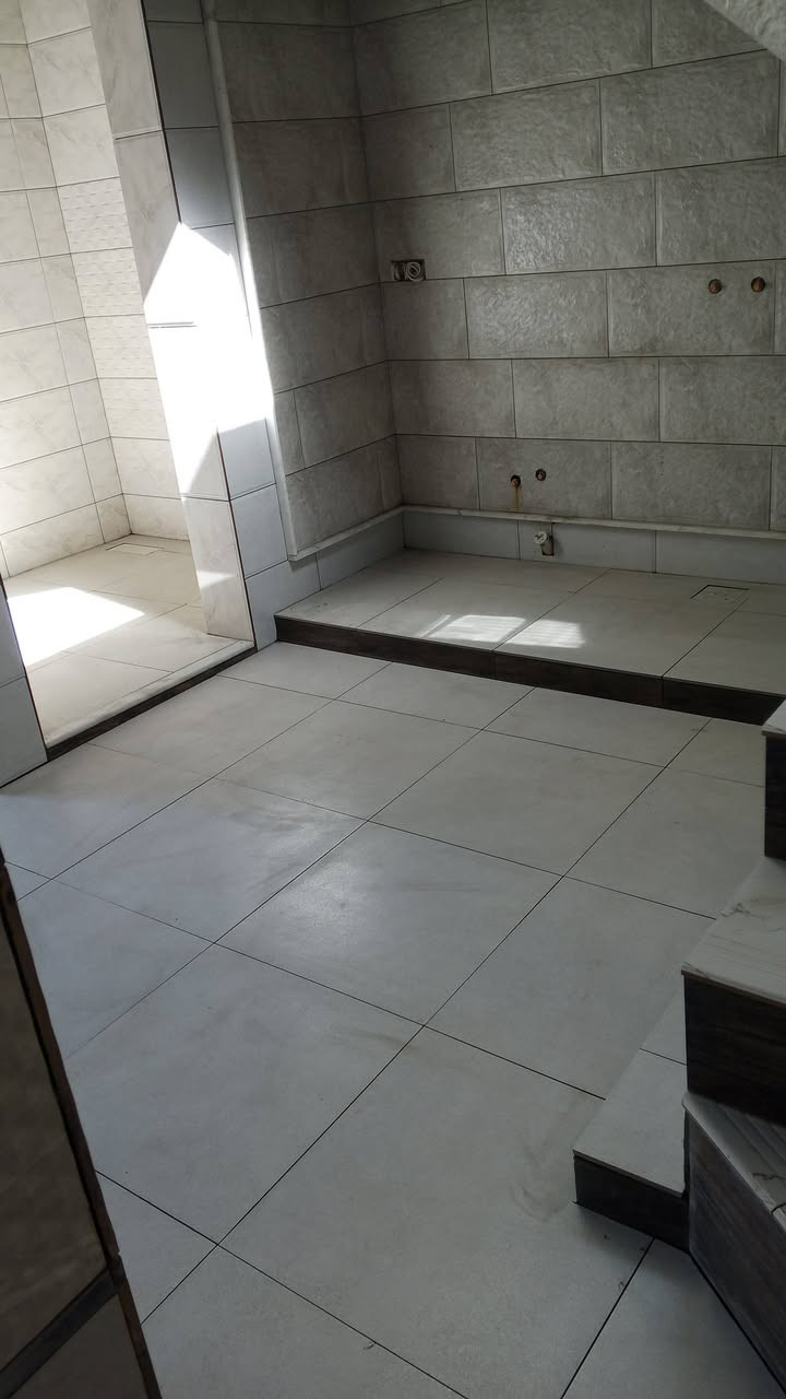 السلام عليكم كادر سيراميك متفرغ حالين اتواصل ***********
