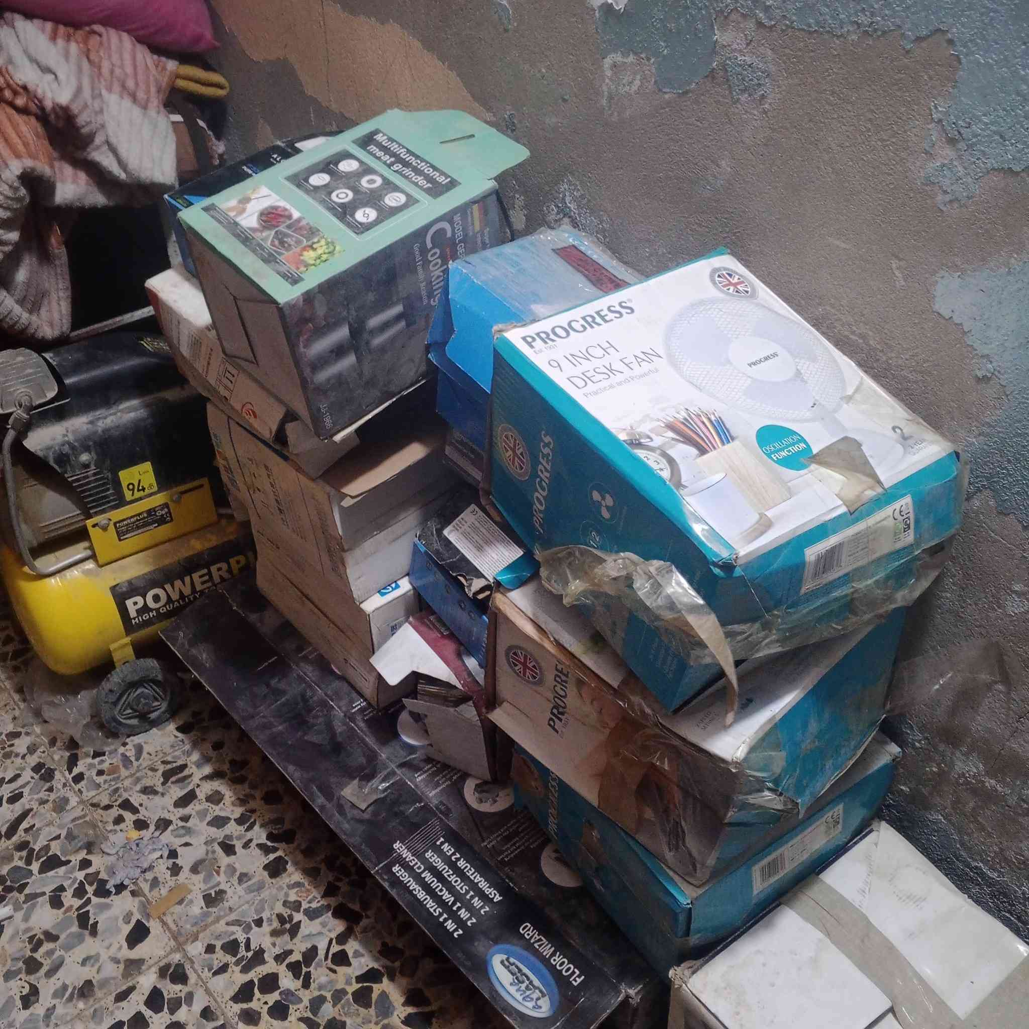 شلعه فحم حمل 3كيات السعر 3مليون عنوان بغداد حي السفير ***********
