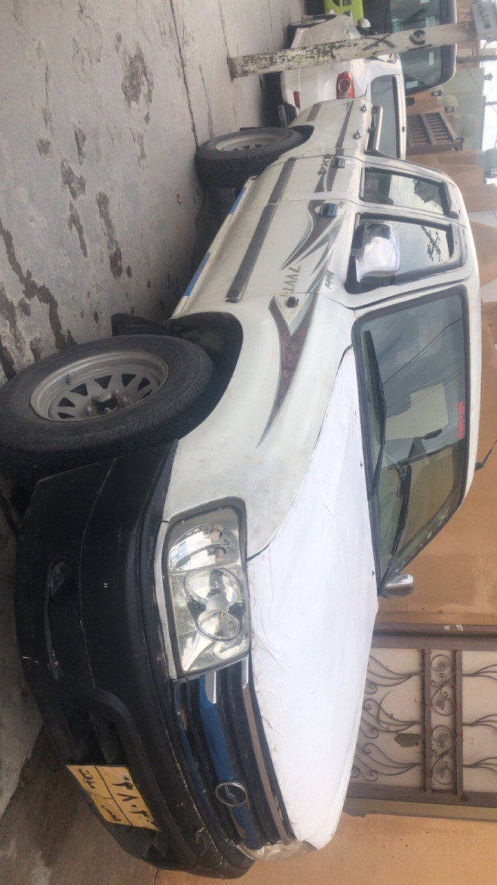 بەناوی خودای گەورە و میهرەبان 
ادمیرال ٢٠٠٦مەنفسیت ئەسلی بەخ هەموو شتی تازە گۆراوە بەرەدەرگا ناو جوان باتری نووی لایتەکانی کاسکیتی تازەگۆراوە هەمووی نووی بی دعیم شوین هەولیر 
بسم الله الرحمن الرحيم 
ادميرال 2006 منفيست اسلي بخ كلش جديد داخيليه جديد باتري لايتات كاسكيت بدلهما بدون دعم مكان اربيل 
***********
