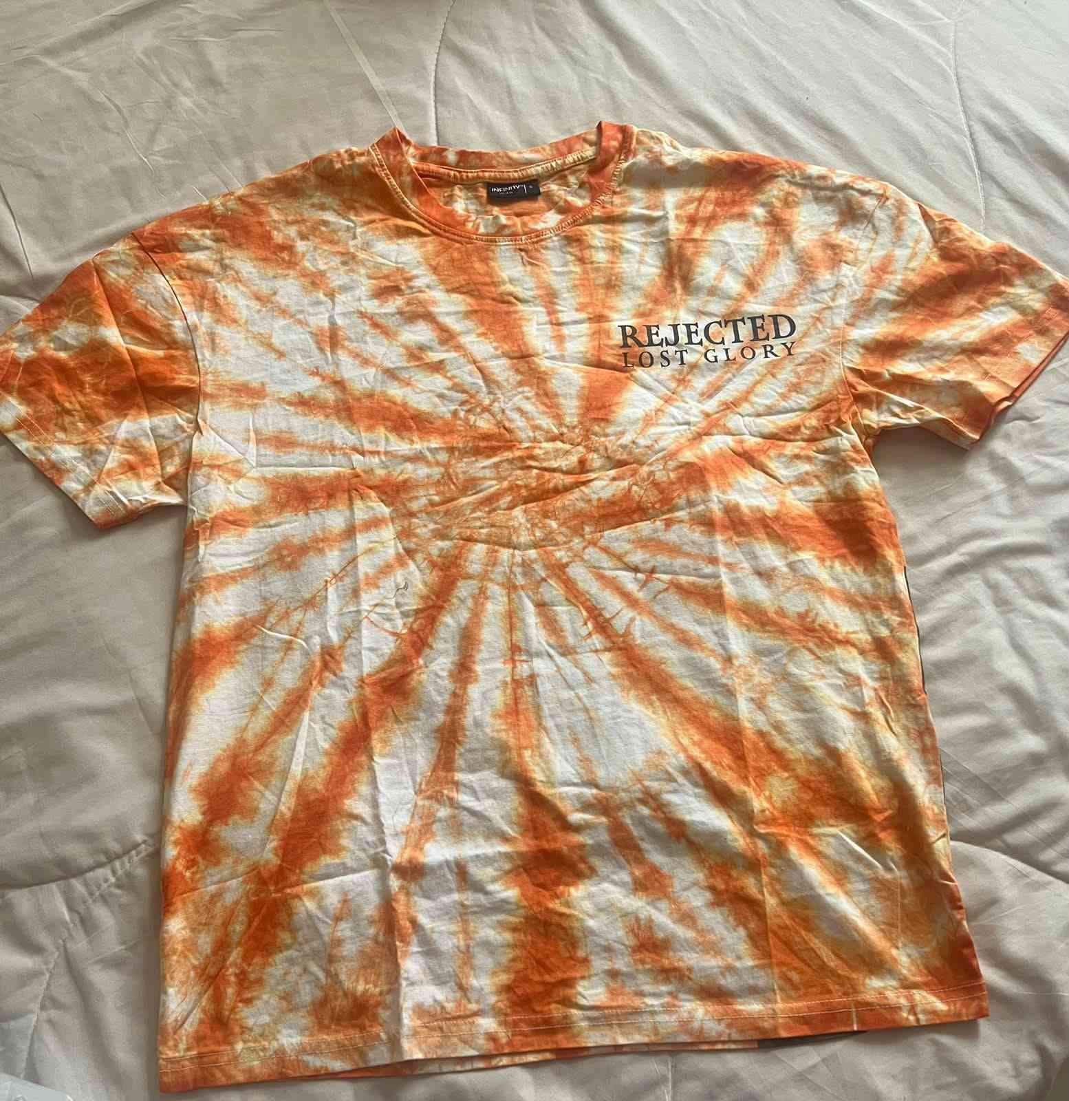 توفر تشيرتات شبابي هاڤ جديد من قياس s إلى 2xl


**إذا كنت صاحب هذا الإعلان وتريد حذفه لأي سبب، رجاءا أرسل رسالة إلى الدعم الفني**